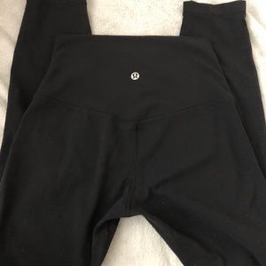 Lululemon Align in Black 25”